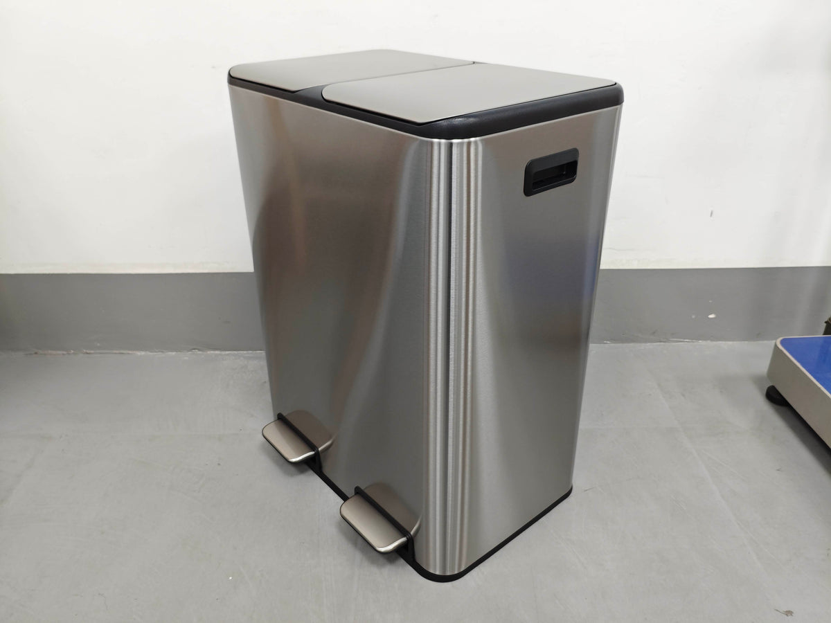 Luieremmer met 4.5m Luierzakjes - Luieremmer met Foliecassette en 360° Draaimechanisme - Geurdicht - Navulbaar - Wit - 43.4 cm